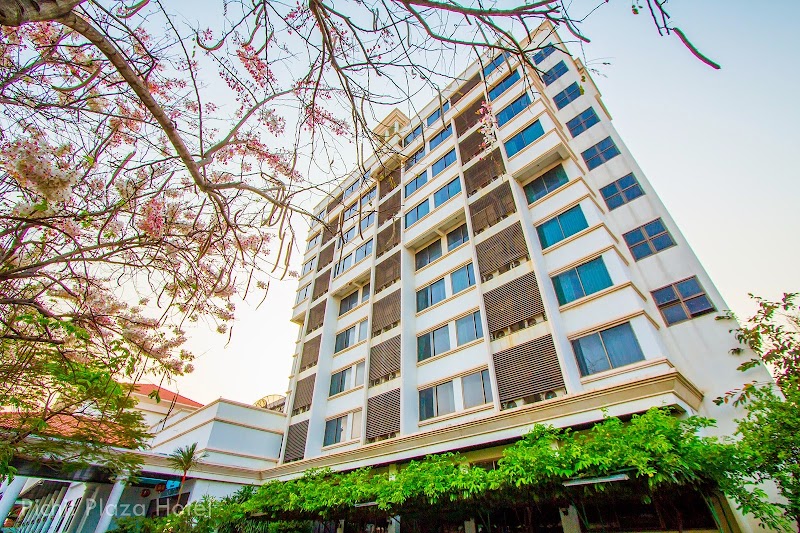 Phichit Plaza Hotel in Phichit, Thailand