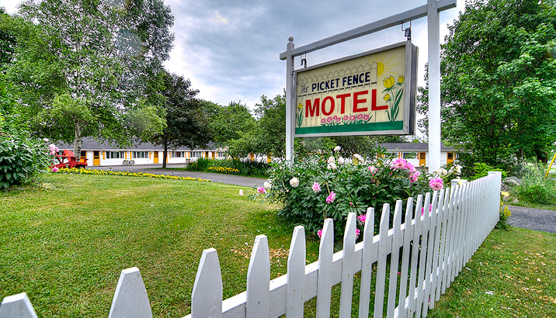 Picket Fence Motel in St. Andrews, Canada