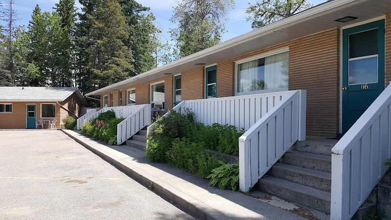 Pines Motel in Hinton, Canada