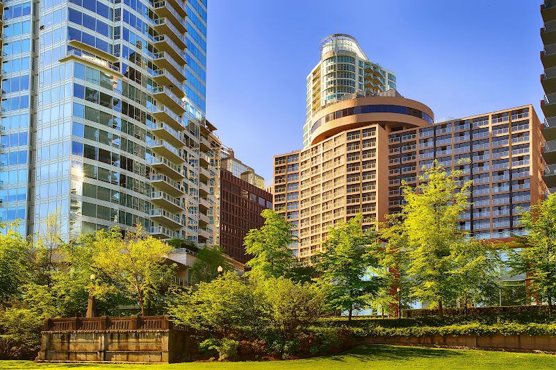 Pinnacle Hotel Harbourfront in Vancouver, Canada