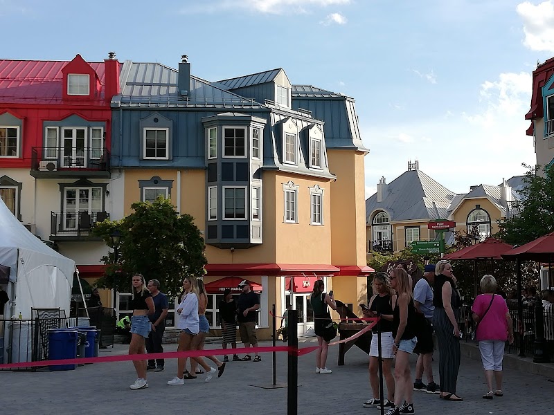 Place St-Bernard in Mont-Tremblant, Canada