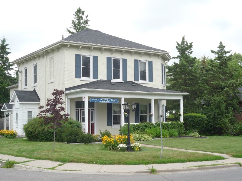 Place Victoria Place Bed & Breakfast in Belleville, Canada