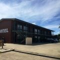 Ploughmans Motor Inn