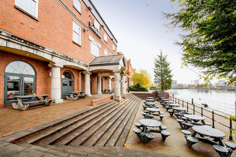 Premier Inn Manchester Salford Quays hotel in Salford, United Kingdom