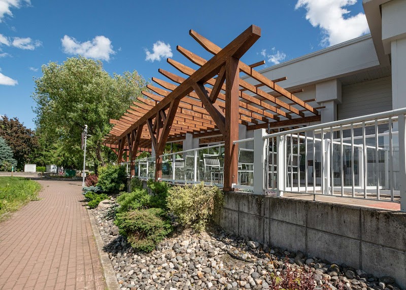 Prestige Harbourfront Resort in Salmon Arm, Canada