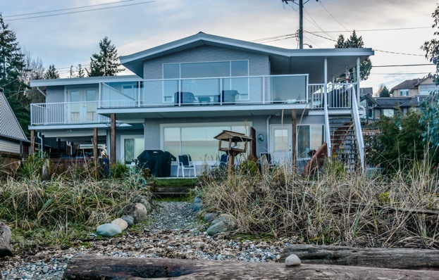 Qualicum Beach House in Qualicum Beach, Canada