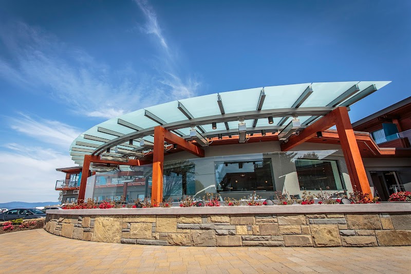 Qualicum Beach Inn in Qualicum Beach, Canada