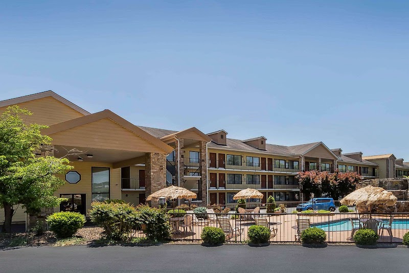 Quality Inn & Suites Sevierville - Pigeon Forge in Sevierville, Tennessee, United States