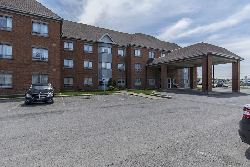 Quality Suites Laval in Laval, Canada