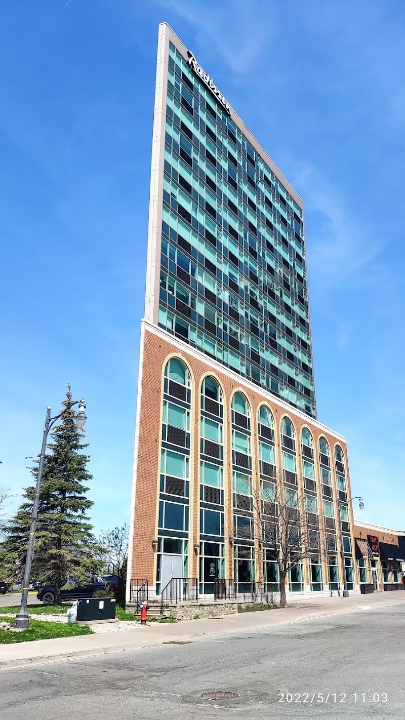Radisson Hotel & Suites Fallsview in Niagara Falls, Canada