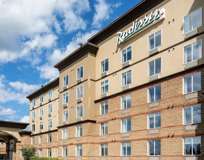 Radisson Hotel & Suites Fort McMurray in Fort McMurray, Canada