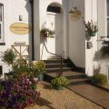 Rainbows Lodge Hotel