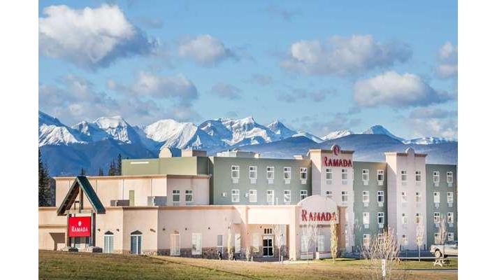 Ramada by Wyndham Hinton in Hinton, Canada