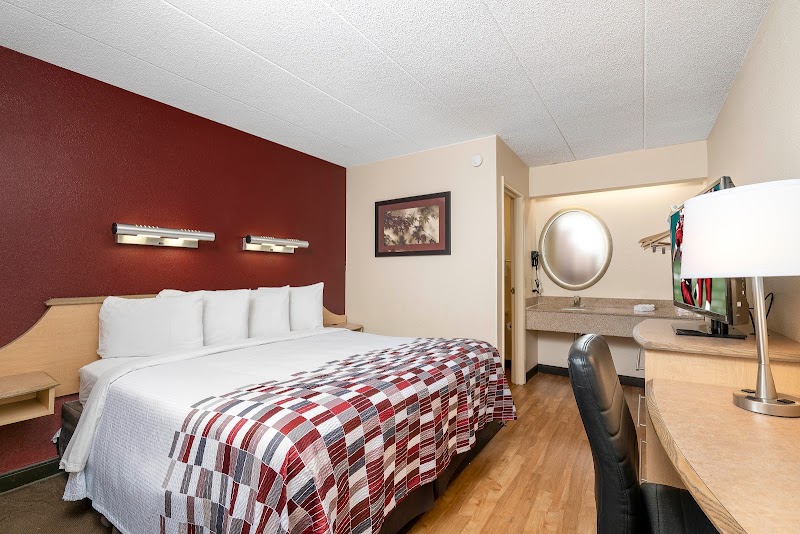 Red Roof Inn St Louis - St Charles in St. Charles, Missouri, United States