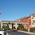 Red Roof Inn & Suites Lincoln Park