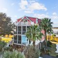 Regatta Inn