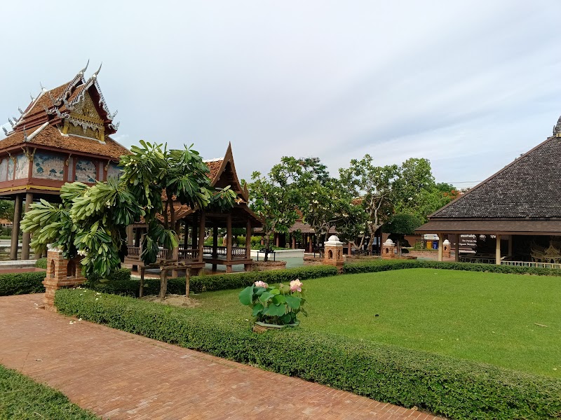 Rimkhobfa Urban Resort in Samut Prakan, Thailand
