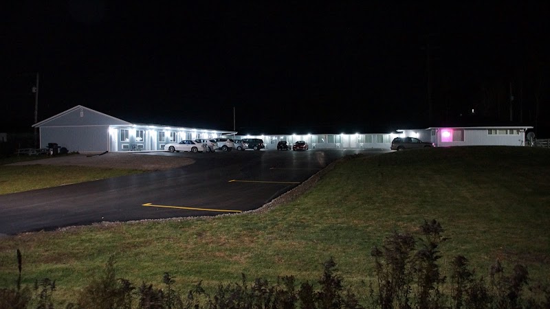 Robyn's Motel in Peterborough, Canada