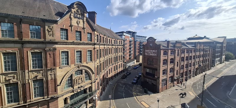 Roomzzz Leeds City in Leeds, United Kingdom