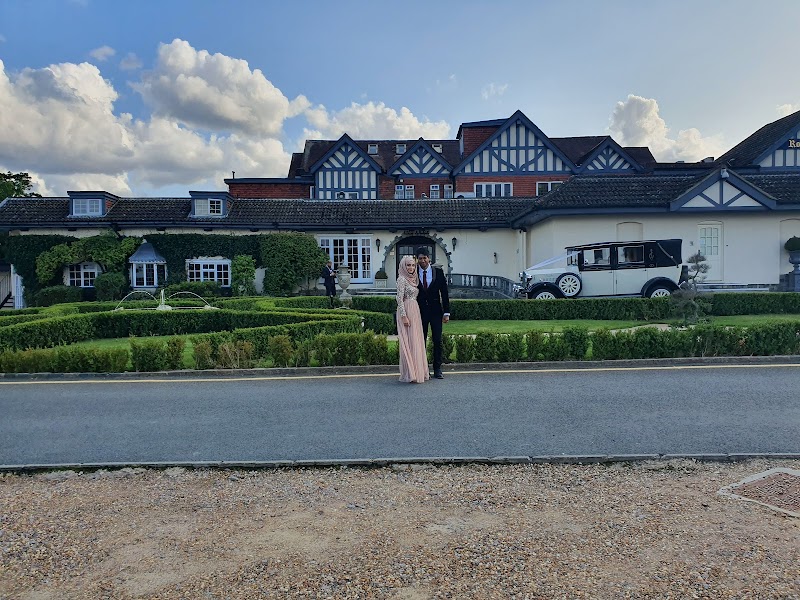 Royal Chace Hotel in Enfield, United Kingdom