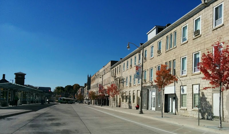 Royal Inn and Suites in Guelph, Canada