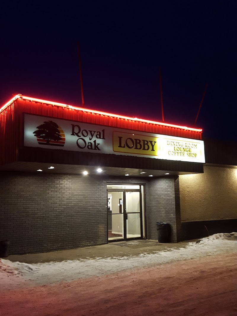 Royal Oak Inn in Whitecourt, Canada