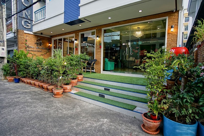Ruan Buathong Boutique Hotel in Ban Bueng, Thailand