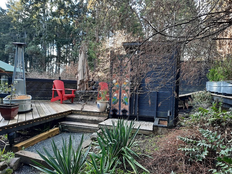 Salt Spring Carriage House B&B in Sidney, Canada