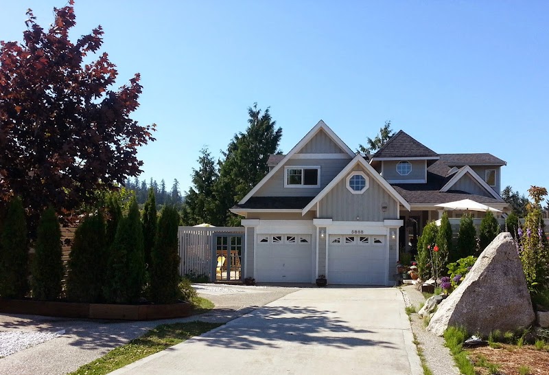 Sechelt Inlet B&B in Sechelt, Canada