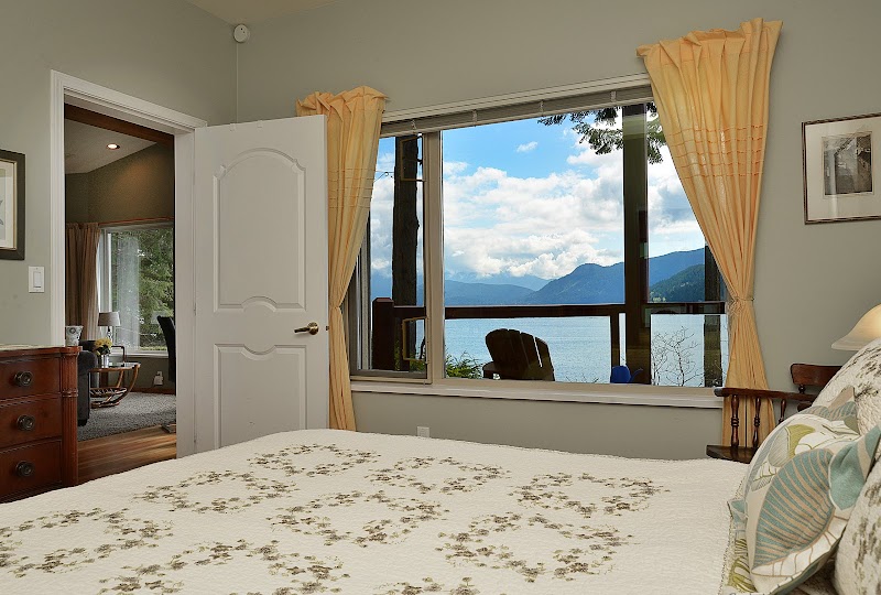 Soames Point Bed & Breakfast in Gibsons, Canada