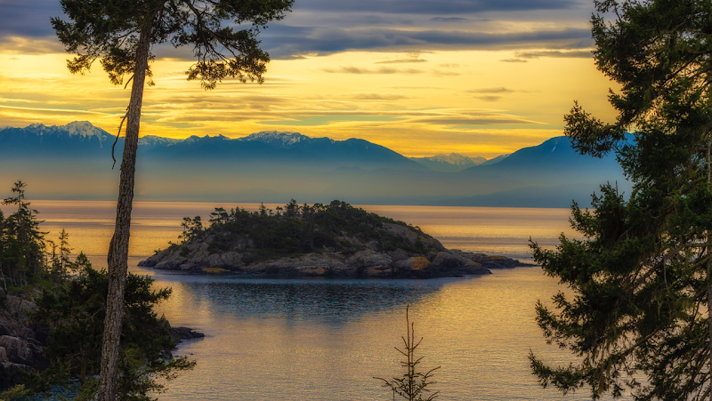 SookePoint Ocean Cottage Resort in Sooke, Canada