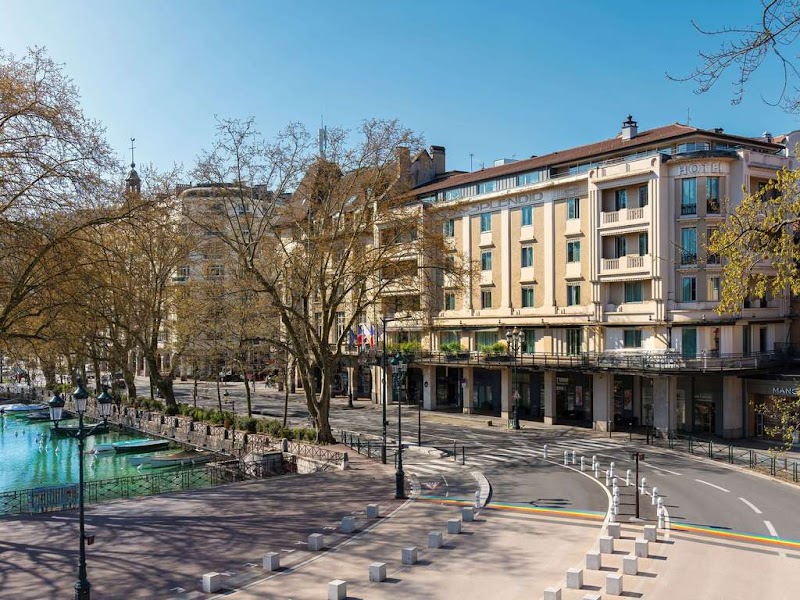Splendid Hotel in Annecy, France