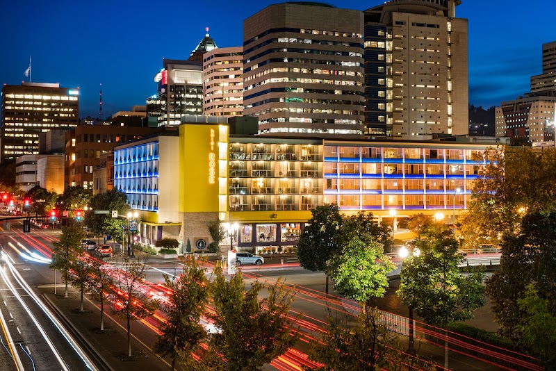Staypineapple, Hotel Rose, Downtown Portland in Portland, Oregon, United States