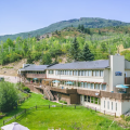 Sunlight Lodge Bed & Breakfast