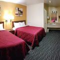 Super 7 Motel