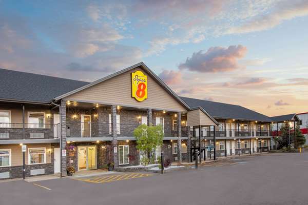 Super 8 by Wyndham Fort McMurray in Fort McMurray, Canada