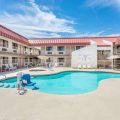 Super 8 by Wyndham Glendale