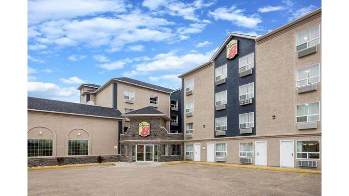 Super 8 by Wyndham Grande Prairie in Grande Prairie, Canada