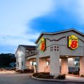 Super 8 by Wyndham Guelph
