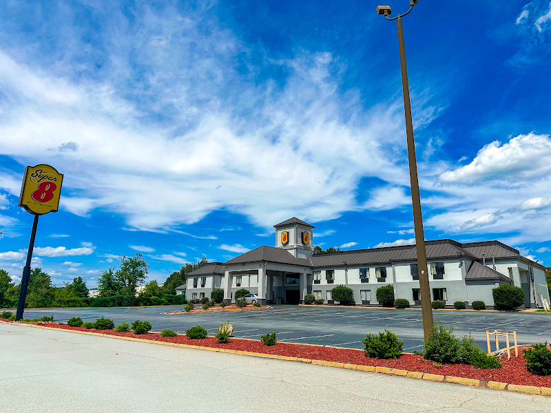 Super 8 by Wyndham Piedmont Greenville Area in Piedmont, South Carolina, United States