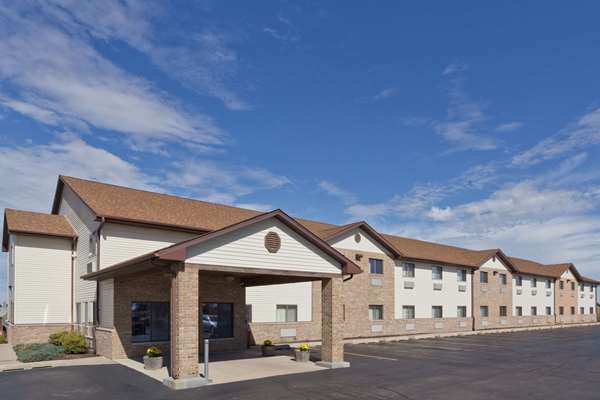 Super 8 by Wyndham Rochelle in Rochelle, Illinois, United States