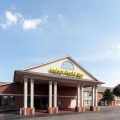 Super 8 by Wyndham Tulsa/Downtown/East