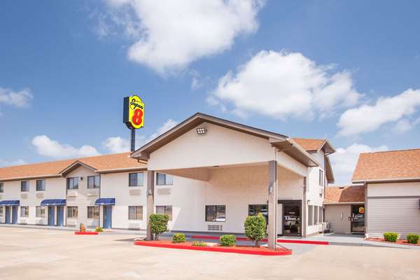Super 8 by Wyndham Van Buren/Ft. Smith Area in Van Buren, Arkansas, United States