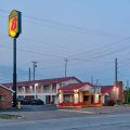 Super 8 by Wyndham Vernon