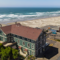 Sylvia Beach Hotel