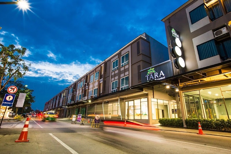 Tara Park Resotel in Khlong Luang, Thailand