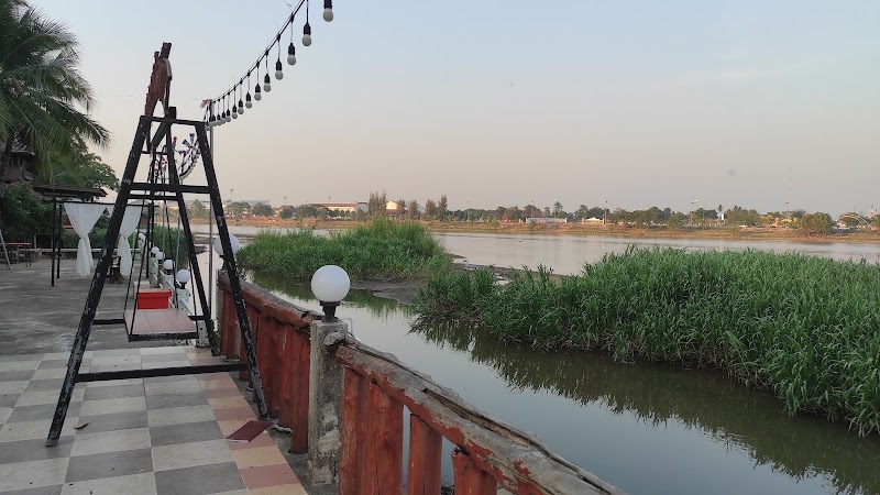 Techno Riverview Resort in Kamphaeng Phet, Thailand