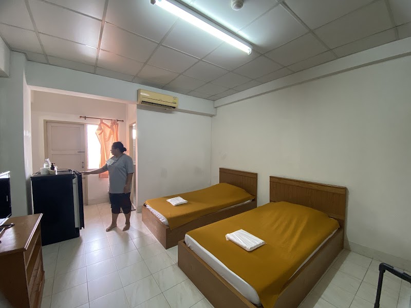 Thana Place Charunsanitwong 34 in Bang Phlat, Thailand