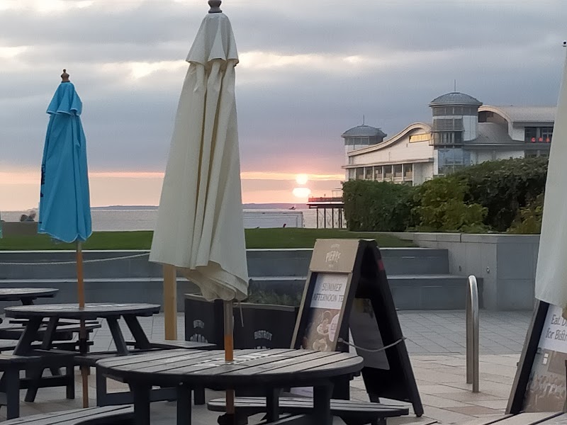 The Beaches Hotel in Weston, United Kingdom