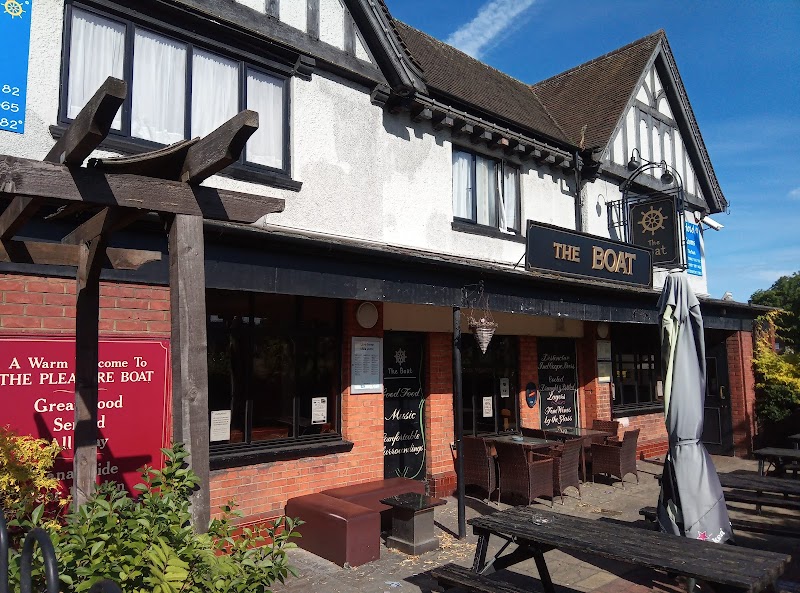 The Boat Hotel in Ealing, United Kingdom
